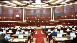 İlin ən fəal deputatları: adları çəkilənlər və unudulanlar 