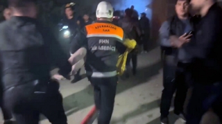 Yasamalda binada baş verən yanğında üç nəfər tüstüdən boğularaq ölüb - VİDEO 