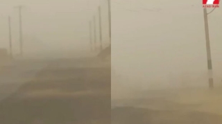 İranda qum qasırğası: Yollar görünməz oldu - VİDEO 