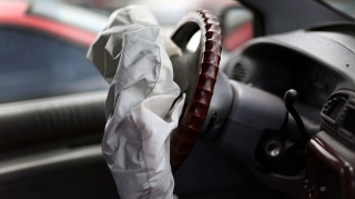 Почему подушки безопасности могут не сработать даже в дорогих машинах? - ВИДЕО