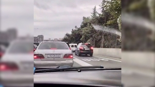 Bakı-Sumqayıt yolunda  avtobus zolağına kim gəldi girir  - VİDEO