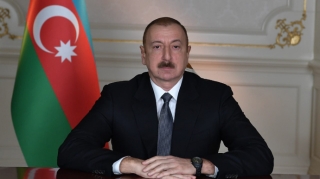 Президент Ильхам Алиев  наградил работников гражданской авиации