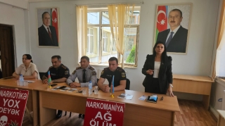 Polis əməkdaşları Goranboyda gənclərlə maarifləndirici görüş keçirdi - FOTO
