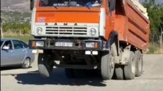 Balakən sakini "KamAZ"la "AVTOŞLUQ"  ETDİ