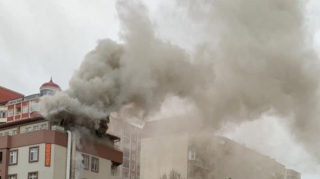 Bakıda məşhur restoranda yanğın: Zəhərlənənlər var - VİDEO 