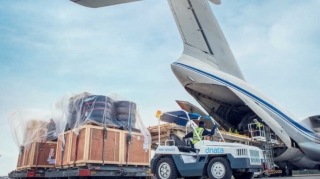 Hava nəqliyyatı ilə sərnişin və yük daşıma artıb