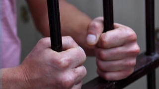 В Баку задержаны четверо подозреваемых в краже