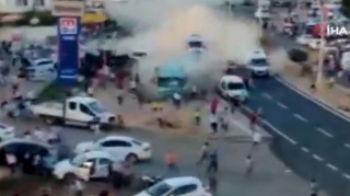 Türkiyədə günün ikinci dəhşətli qəzası: Yük maşını insan izdihamına çırpıldı - 16 ölü, 29 yaralı   - VİDEO - FOTO