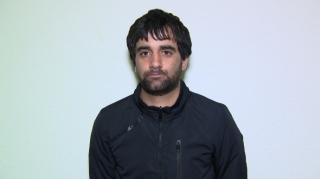 Paytaxt sakininin telefonu və pul kisəsini talayan şəxs saxlanılıb  - VİDEO