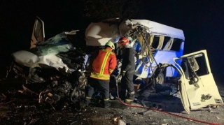 “Ford” “Qazel”lə toqquşdu və alışdı   - VİDEO