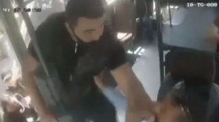 Xırdalanda avtobus sürücüsünü döyən şəxsin üzr VİDEOsu yayıldı 