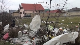 Zaqatalada xəstəlik mənbəyi: İyirmi ildir, ancaq söz verirlər    - VİDEO