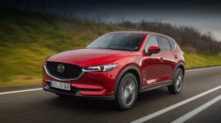 Европейская "Mazda CX-5" обновилась по технике и оснащению  - ФОТО