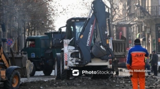 В центре Баку ограничено движение транспорта   - ФОТО