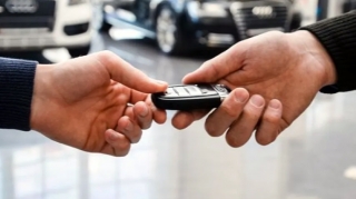 Avtomobil almaq istəyənlərin nəzərinə: Aldadıla bilərsiniz - VİDEO 