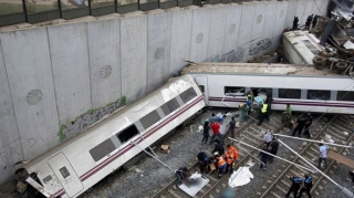 В Испании 70 человек пострадали при столкновении поездов