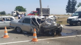 Tovuzda yük və minik maşınları toqquşub, xəsarət alanlar var  - FOTO