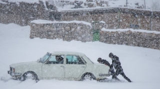 Qarlı hava ilə bağlı avtomobillərə dəyən ziyan nə qədər olub? 