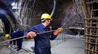 Bu istiqamətdə yeni piyada keçidi inşa olunur 