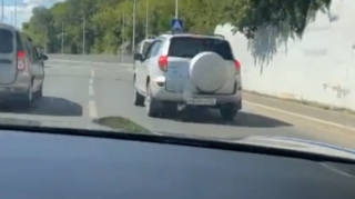 Avtoxuliqanlıq edən sürücü qəza törətdi  - VİDEO