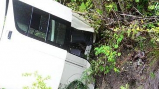 Hindistanda dəhşətli qəza: 8 ÖLÜ, 25 YARALI 