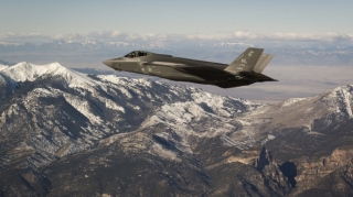 Tramp "F-35" qırıcılarını Səudiyyə Ərəbistanına satmağa razılıq verdi 