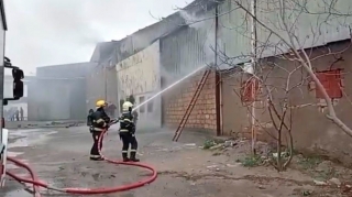 Binəqədidə anbar yanır - FOTO - VİDEO