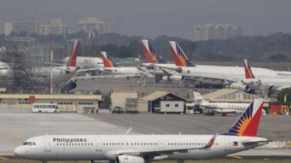 Filippin hava məkanını bağladı 