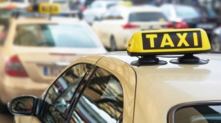 Azərbaycanda taksi kimi istifadə olunan avtomobillər üçün yeni tələblər MÜƏYYƏN EDİLƏCƏK 