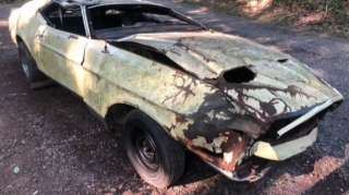 Редчайший Ford Mustang  найден в США в состоянии металлолома   - ФОТО