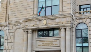 Övladını zəncirləyən valideynlə bağlı cinayət işi başlanıb - RƏSMİ