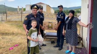 Xızıda polis əməkdaşları  şəhid ailələri ilə görüşüb  - FOTO