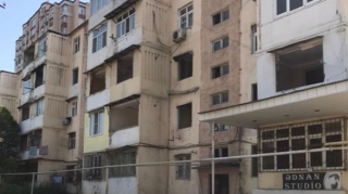 Cəfər Xəndan küçəsində binada yanğın: əraziyə polis nəzarət edir 