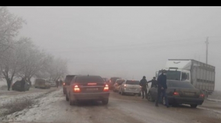 Qarlı hava Bakı-Şamaxı-Yevlax yolunu iflic etdi  - FOTO