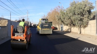 Saray qəsəbəsində Mikayıl Müşfiq küçəsi əsaslı şəkildə təmir edilir - VİDEO 