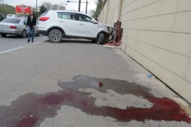 Abşeronda "protiv" gedən sürücü piyadanı vuraraq xəsarət yetirdi