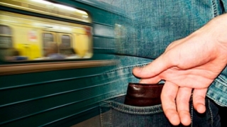 Bakı metrosunda cibgirlik edən şəxs tutuldu 