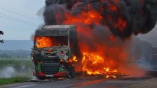 Sabirabadda "Hyundai" yanıb