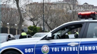 Bir sürücü iki yol polisinin üst-başını cırıb xəsarət yetirdi - CİNAYƏT İŞİ AÇILIB  