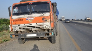 Şabranda "KamAz"la avtobus toqquşub, 5 nəfər xəsarət alıb