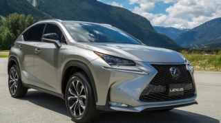 "Lexus"  yeni modelinin tizerini nümayiş etdirib   - VİDEO