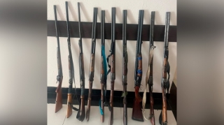 Cəlilabadda qanunsuz saxlanılan silahlar polisə təhvil verilib 