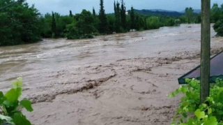 Nazirlikdən güclü sel və yağışla bağlı AÇIQLAMA 