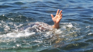 Azərbaycanda iki azyaşlı qız kanalda BATDI 