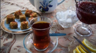 Azərbaycanda sərt karantinə rəğmən gizli fəaliyyət göstərən çayxana aşkarlandı  - FOTO