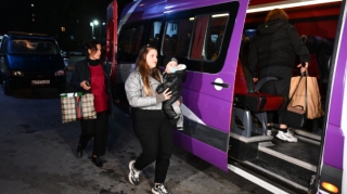 Köç karvanı Horovlu kəndinə çatıb, açarlar təqdim edildi - FOTO - YENİLƏNİB