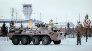 İğtişaşlardan sonra Almatı aeroportuna ilk mülki təyyarə enib