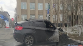 Rusiyada azərbaycanlılar arasında kütləvi dava: Kafe dağıdıldı, iki maşın yandırıldı    - FOTO