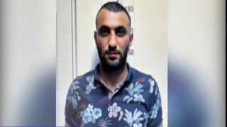 Bakıda "Makarov"la gəzən şəxs tutuldu - VİDEO 