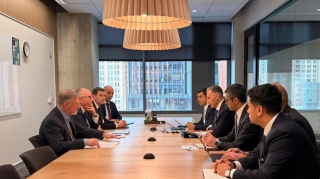 Nazir bu şirkətin vitse-prezidenti ilə görüşdü 